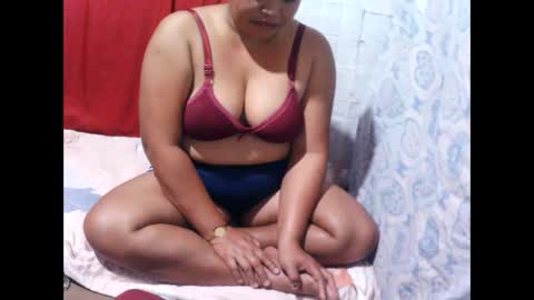 Hannah online show from March 19, 2026, 8:57 pm