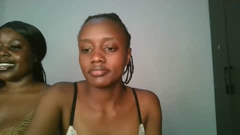 naughty_ellaa online show from October 9, 2025, 6:06 pm