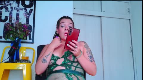 Em  please help me reach 100 thumbs up 3 online show from April 5, 2026, 9:01 pm