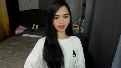 emma online show from April 24, 2026, 1:02 pm