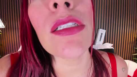 Flor online show from March 9, 2025, 2:50 am