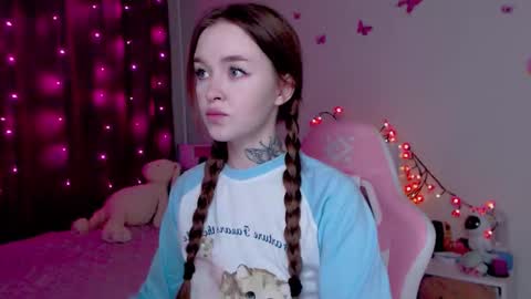 Snapshot of naughty_mablee chatting on November 12, 2025, 12:44 am Mable online show from November 12, 2025, 12:44 am