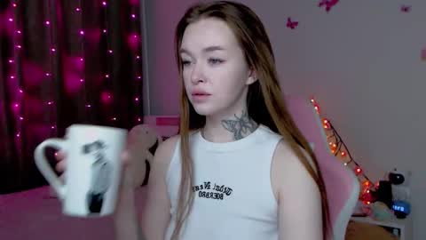 Snapshot of naughty_mablee chatting on November 22, 2025, 12:31 am Mable online show from November 22, 2025, 12:31 am