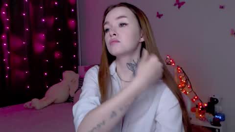 Snapshot of naughty_mablee chatting on November 26, 2025, 12:33 am Mable online show from November 26, 2025, 12:33 am