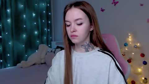 Snapshot of naughty_mablee chatting on December 23, 2025, 1:36 am Mable online show from December 23, 2025, 1:36 am