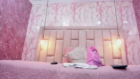 Snapshot of naughty_mely_ chatting on February 14, 2026, 7:43 pm Melany online show from February 14, 2026, 7:43 pm