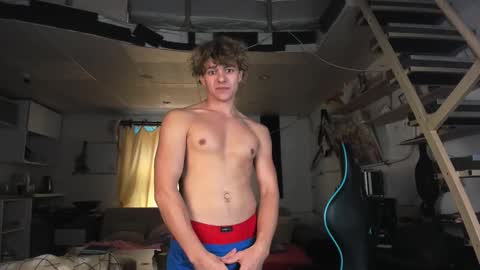 Nik online show from October 6, 2025, 9:29 am