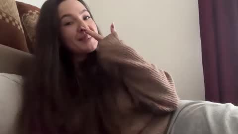 Elena online show from December 3, 2025, 10:46 am