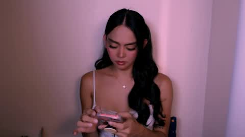 NaughtyAurora online show from April 17, 2026, 8:17 am