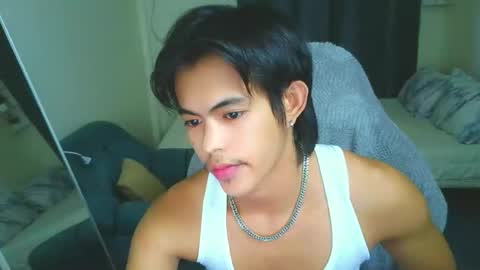 Snapshot of naughtyboylouie chatting on February 13, 2026, 3:30 pm Loue online show from February 13, 2026, 3:30 pm