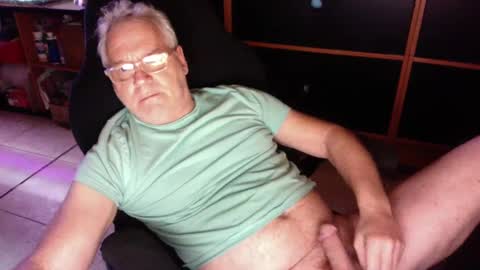 naughtydaddyla online show from December 16, 2024, 2:57 am