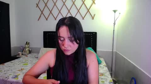 Valeria  online show from October 15, 2025, 8:31 pm