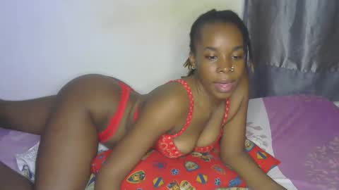 Snapshot of naughtyie chatting on December 21, 2025, 9:05 am naughtyie online show from December 21, 2025, 9:05 am