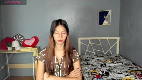 naughtyjanela online show from February 22, 2025, 4:18 am