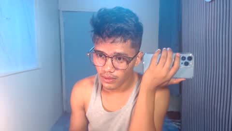 Snapshot of naughtyjosh_ chatting on November 3, 2025, 11:48 pm Josh online show from November 3, 2025, 11:48 pm