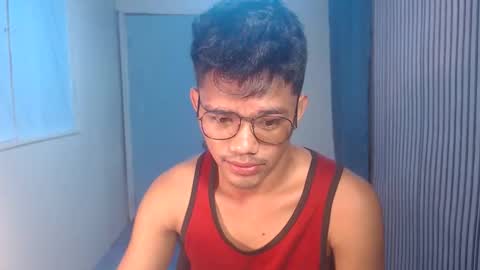 Snapshot of naughtyjosh_ chatting on November 5, 2025, 11:38 pm Josh online show from November 5, 2025, 11:38 pm