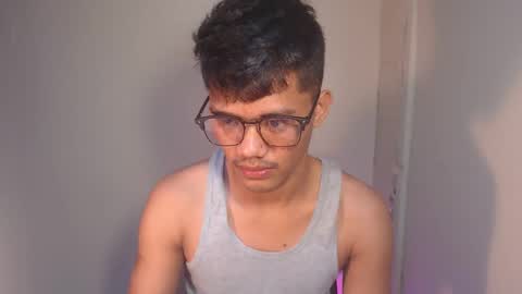 Snapshot of naughtyjosh_ chatting on November 7, 2025, 8:09 pm Josh online show from November 7, 2025, 8:09 pm