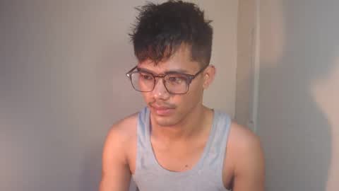 Snapshot of naughtyjosh_ chatting on November 8, 2025, 11:58 pm Josh online show from November 8, 2025, 11:58 pm