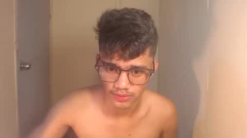 Snapshot of naughtyjosh_ chatting on November 16, 2025, 9:20 pm Josh online show from November 16, 2025, 9:20 pm