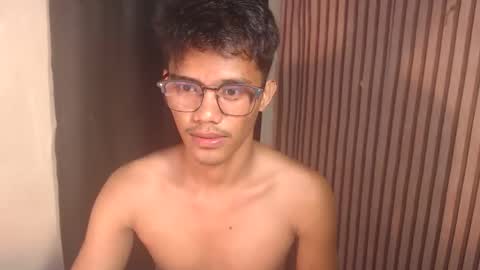 Snapshot of naughtyjosh_ chatting on January 14, 2026, 2:17 am Josh online show from January 14, 2026, 2:17 am