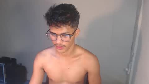 Snapshot of naughtyjosh_ chatting on February 1, 2026, 11:20 am Josh online show from February 1, 2026, 11:20 am