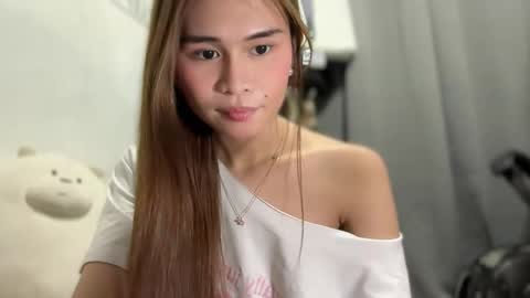 Snapshot of naughtymira888 chatting on March 27, 2026, 10:53 pm your girlfriend mira online show from March 27, 2026, 10:53 pm