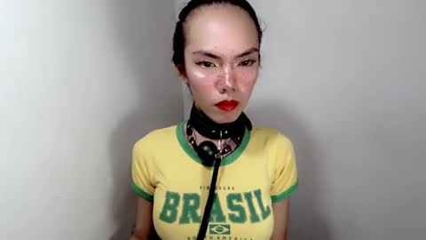 Snapshot of naughtypetiteangel chatting on November 13, 2025, 7:40 am naughtypetiteangel online show from November 13, 2025, 7:40 am