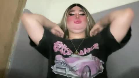 Rose Wilson online show from November 22, 2025, 3:22 pm