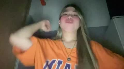 Snapshot of naughtyrosecum chatting on July 18, 2026, 2:54 pm Rose Wilson online show from July 18, 2026, 2:54 pm