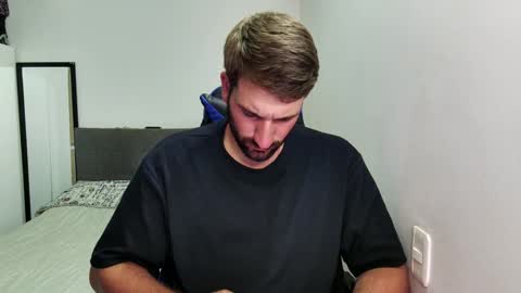 Snapshot of naugthy18boy chatting on February 9, 2026, 8:35 pm Nico online show from February 9, 2026, 8:35 pm