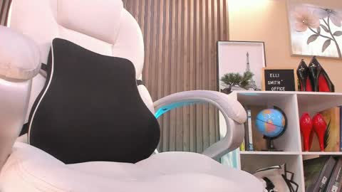 Snapshot of naugthyelli chatting on May 22, 2026, 8:58 pm online show from May 22, 2026, 8:58 pm