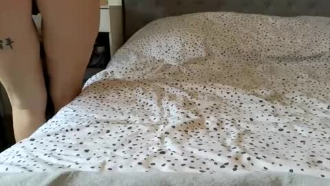 Navyrein online show from April 3, 2026, 9:29 am