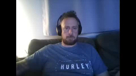 nawtydom1977 online show from February 1, 2025, 4:46 am