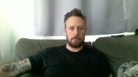 nawtydom1977 online show from March 5, 2025, 1:17 pm