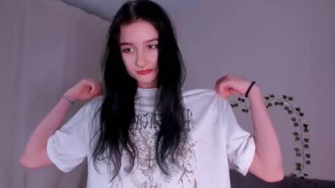 Kira online show from February 26, 2026, 3:00 pm