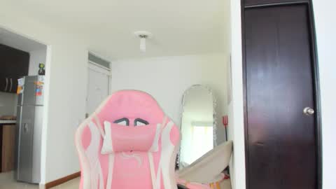 Nayah Williams  - OnlyFans  online show from November 7, 2025, 3:34 pm