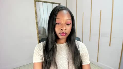 Snapshot of nayariskaya chatting on September 29, 2025, 2:11 pm Nayaris 3 online show from September 29, 2025, 2:11 pm