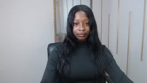 Snapshot of nayariskaya chatting on June 15, 2026, 2:41 pm Nayaris 3 online show from June 15, 2026, 2:41 pm