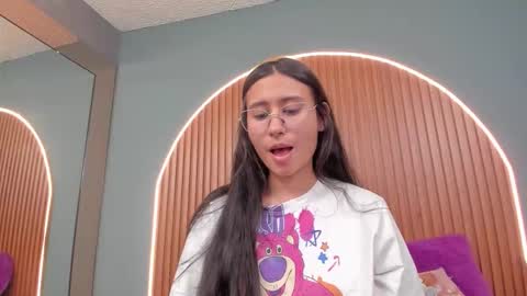 Snapshot of nayecloud chatting on February 3, 2026, 6:40 am Naye online show from February 3, 2026, 6:40 am