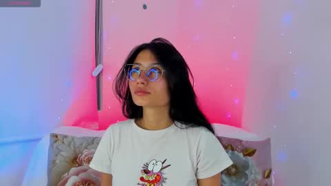 Snapshot of nayecloud chatting on March 1, 2026, 3:41 am Naye online show from March 1, 2026, 3:41 am