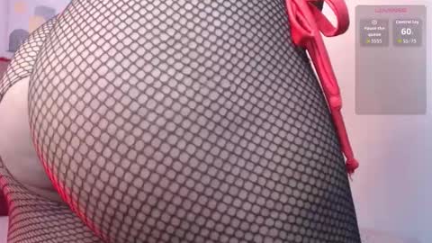 nayla_brown8 online show from December 5, 2025, 1:20 pm