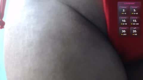 nayla_brown8 online show from December 22, 2025, 12:46 pm