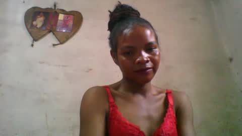 Snapshot of naylah313 chatting on February 7, 2026, 5:33 am Nayla online show from February 7, 2026, 5:33 am