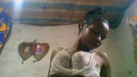 Snapshot of naylah313 chatting on February 12, 2026, 5:24 am Nayla online show from February 12, 2026, 5:24 am