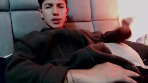 Im Nayton online show from January 14, 2026, 11:49 am