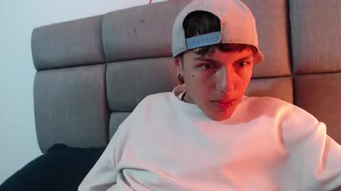 Im Nayton online show from February 25, 2026, 12:15 pm