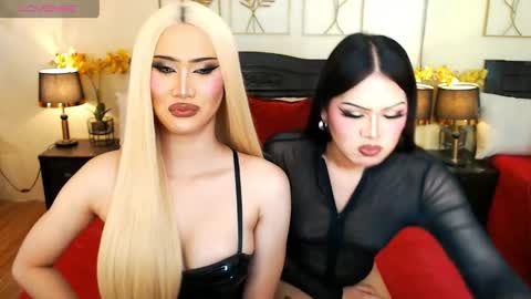 Snapshot of nayumi_edwards chatting on April 1, 2026, 6:16 pm F R A N Z I A online show from April 1, 2026, 6:16 pm