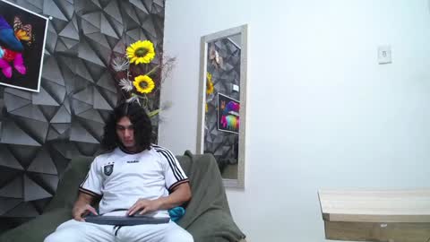 Nazper online show from December 18, 2024, 7:41 pm