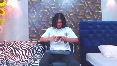 Nazper online show from November 11, 2025, 5:24 pm