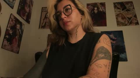nazzz10 online show from May 1, 2026, 1:59 pm